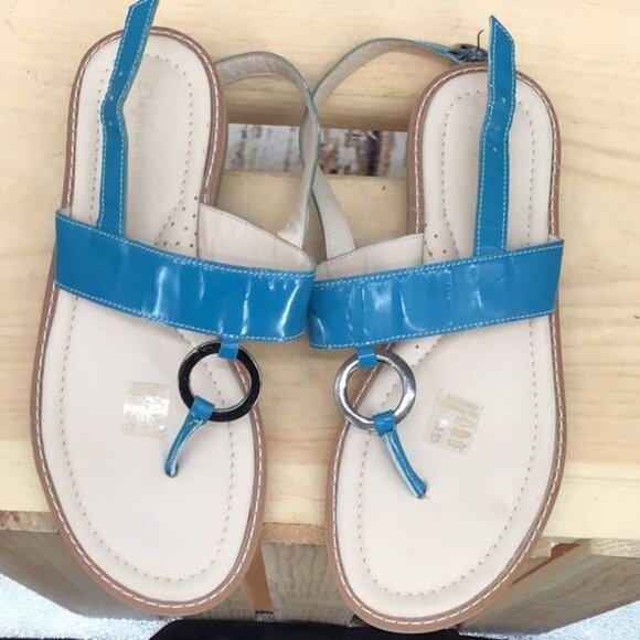 Elephantito Size 2 Youth Girls Blue Thong Sling Back Buckle Faux Leather Sandals - Picture 8 of 10